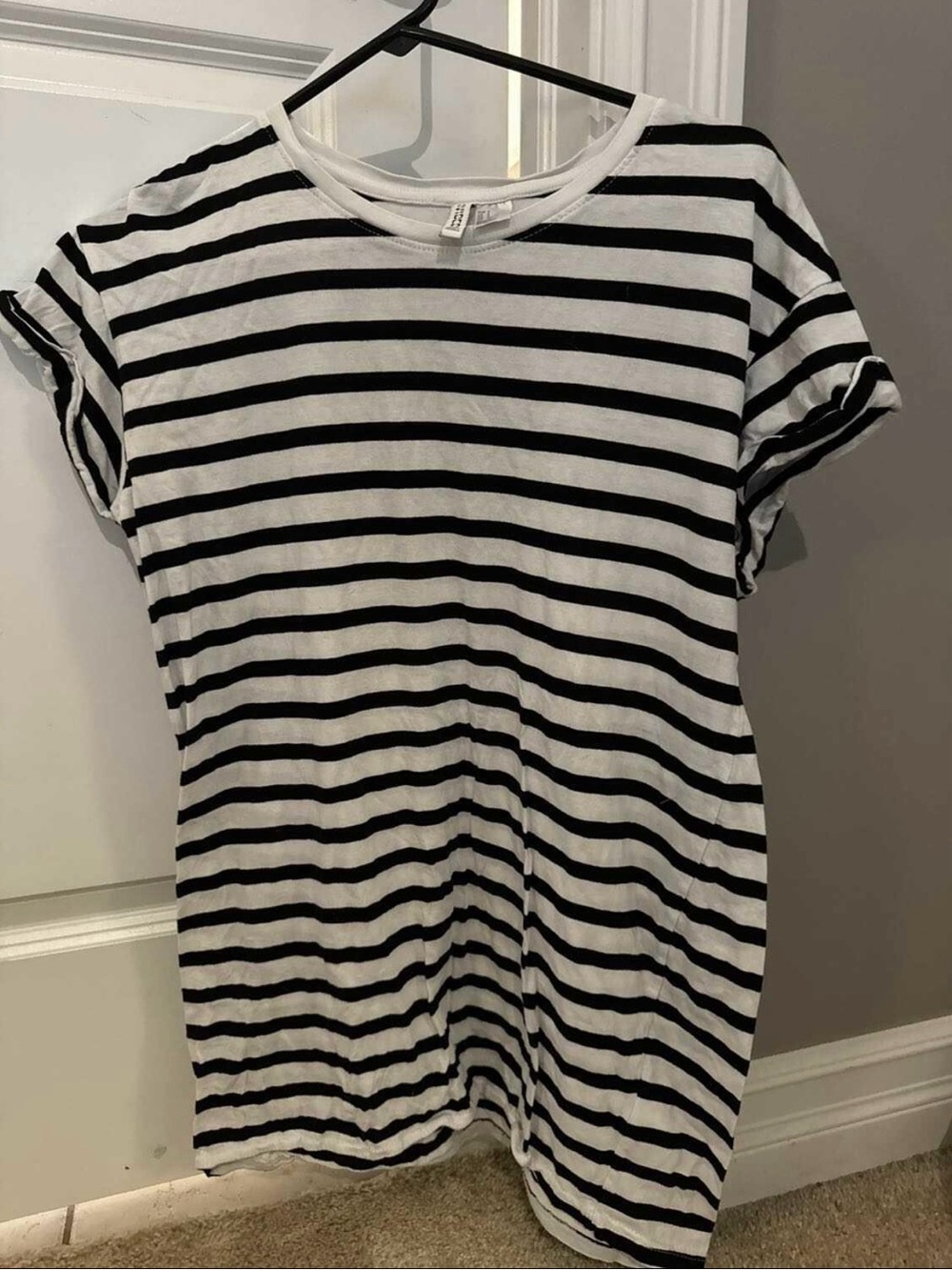 HM Black and White Striped Tee